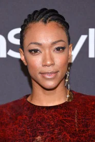 Photo of Sonequa Martin-Green as Private Lang