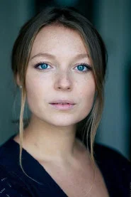 Photo of Chloé Guillot as Margot