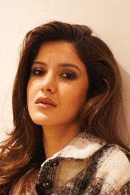 Photo of Shanaya Kapoor as Avani 'Ms Vanity' Shah