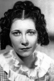 Photo of Ruth Findlay as Molly Hendricks