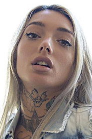Photo of Nefka Blonde