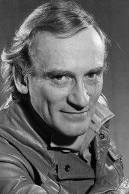 Photo of Jean-Louis Roux as Juge Armand Gagné