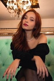 Photo of Eduarda Caroline as Maria Clara