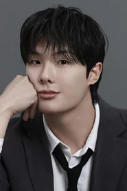 Photo of Choi Dong-ho as Yoon Chan