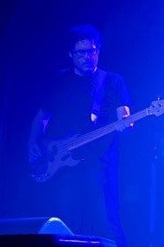 Photo of Miguel López as Bajo y coros (self)