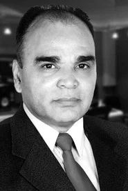 Photo of Salvador Nájar as Roy