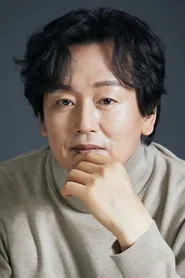 Photo of Kim Jung-tae as Tak Seong-woong
