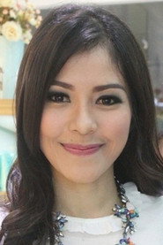 Photo of Metha Yunatria as Desi