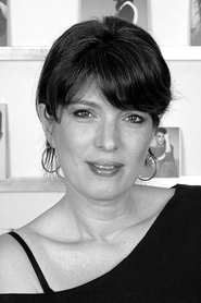 Photo of Éléonore Klarwein as Charlotte