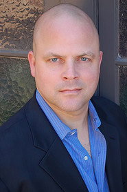 Photo of Adrián Colón as Fred