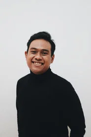 Photo of Dana Wardhana as Suryo