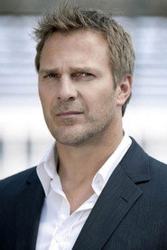 Photo of Mike Dopud as Commander Thorp