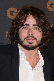 Photo of Eric Metzger as Gaston