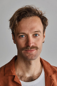Photo of Bert Seymour as Chris Carter