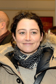 Photo of Laura Schroeder as Esther