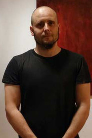 Photo of Adrián Cardona as Presentador