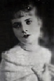Photo of Sara Barrié