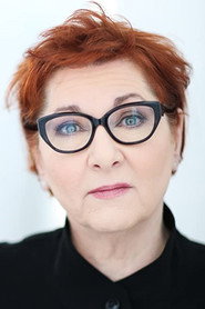 Photo of Vivian Lanko as Elizabeth Warren