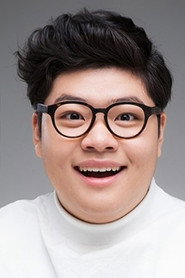 Photo of Shin Jun-hang as Dumbo