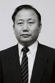 Photo of Yun Yun-Do as R