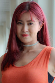Photo of Elizabeth Tan as Bondi