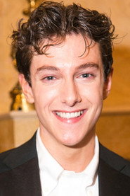 Photo of Jac Yarrow as Pippin