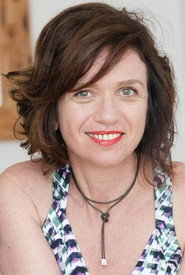 Photo of Adriana Abujamra as Telma