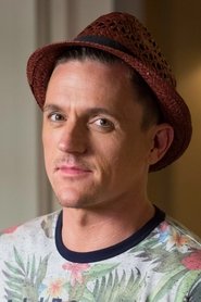 Photo of Scott Neal as Steven Pearce