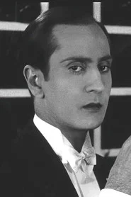 Photo of Raymond Guérin-Catelain as Jules Fer - le peintre