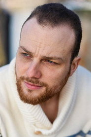 Photo of Anthony Darche as Julien Beuzelin