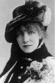 Photo of Sarah Bernhardt as Self (archive footage)