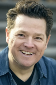 Photo of Craig Geraghty as Mike Powers