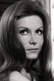 Photo of Patricia Scott as Sylvie Lefèvre