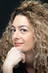 Photo of Evelyn Famà as Laura
