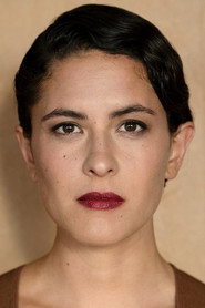 Photo of Amanda da Gloria as Akira