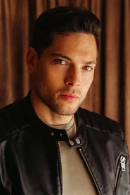 Photo of Román Reyes as Félix