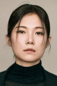 Photo of Woo Yeon-seo as Eun-yong