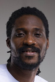 Photo of Mike Danon as Moustapha