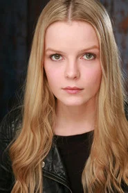 Photo of Ilva Holmes as Eva Thors