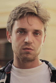 Photo of Geoffrey Tiquet as Julien