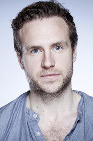 Photo of Rafe Spall as Stuart Henderson