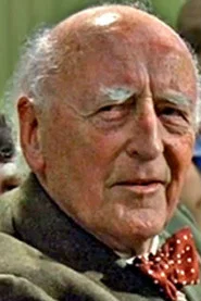 Photo of Llewellyn Rees as Lord Chief Justice