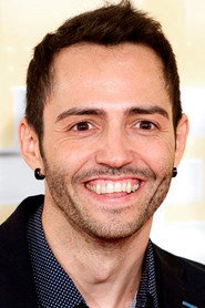 Photo of David Guapo as Arturo