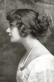 Photo of Ruth Findlay as Rosanna Spearman