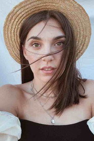 Photo of Marta López as Sandra