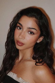 Photo of Najwa Khliwa as Fátima Amazian