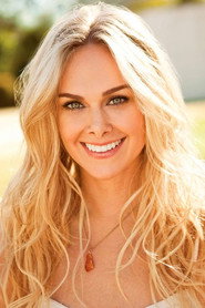 Photo of Laura Bell Bundy as Young Sarah