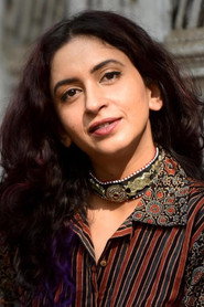 Photo of Mrinmayee Godbole as Persis