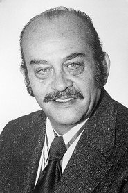 Photo of Rodolfo Hoyos as Lloyd