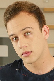 Photo of Noah Blake